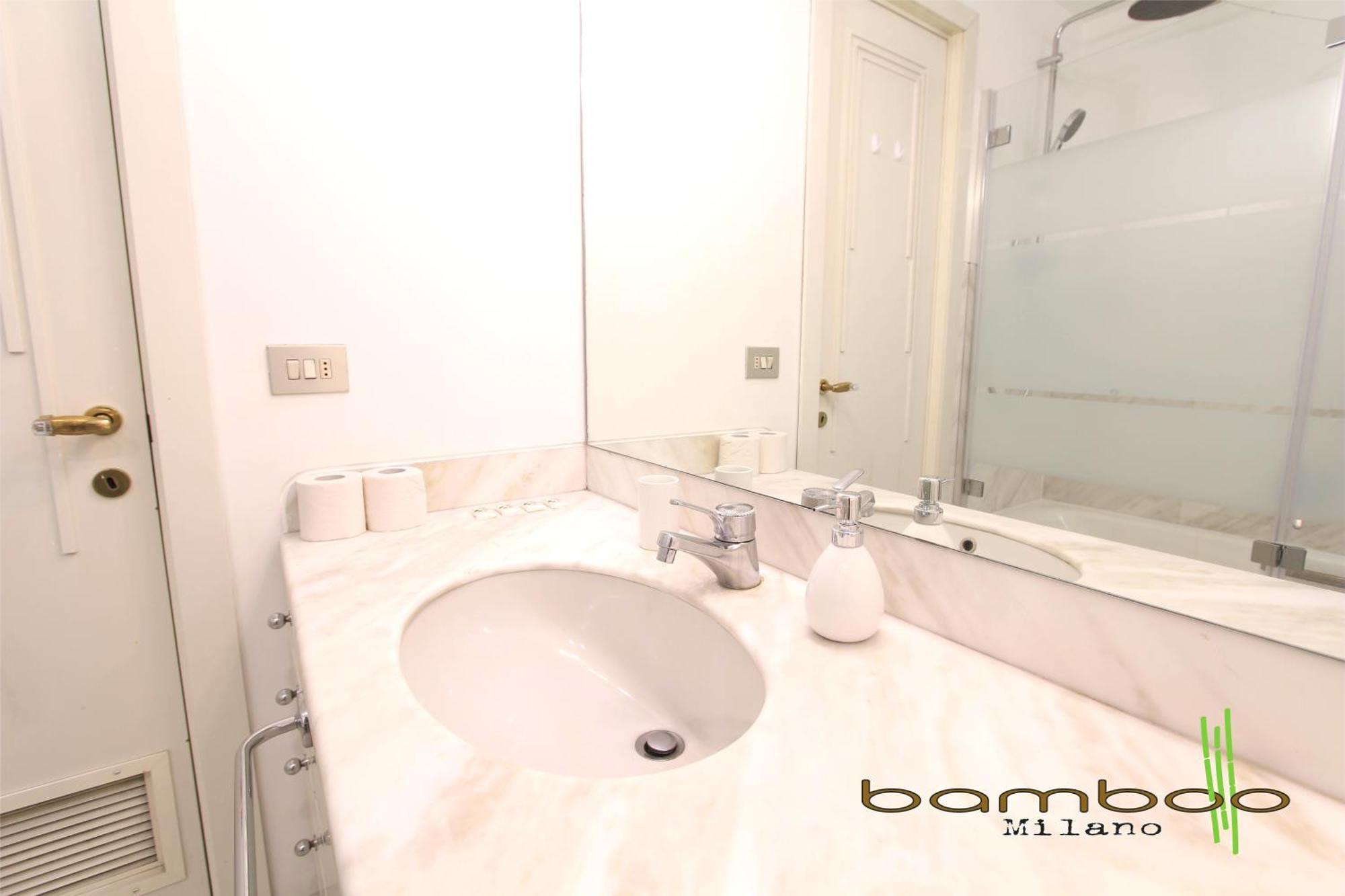 Bamboo Milano Unione Top Class Extérieur photo